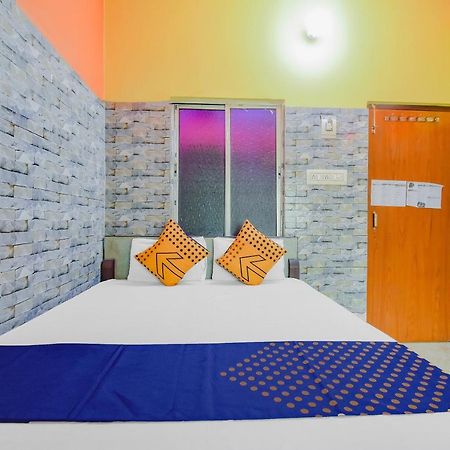 Spot On 74542 Aarav Hotel Jadabpur Екстер'єр фото